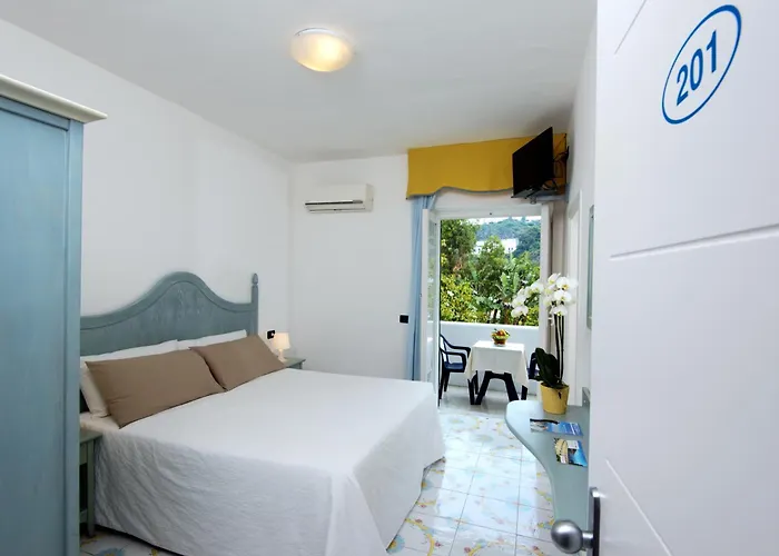 Отель San Francesco Форио