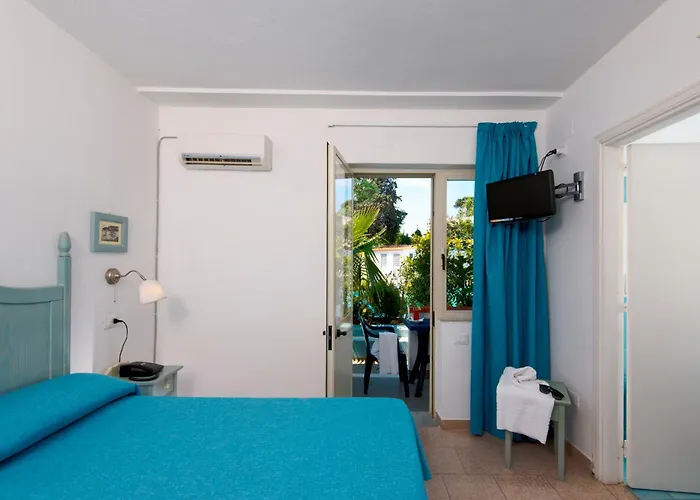 Отель San Francesco Форио